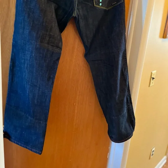 Jean - Picture 4 of 8